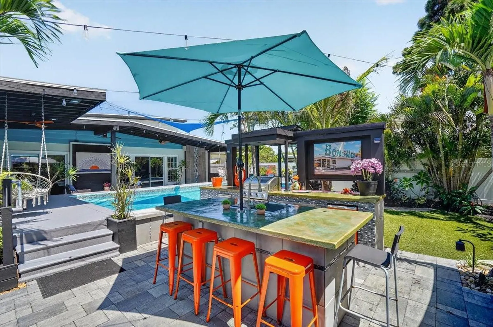 1520 60th Street S Gulfport FL 33707