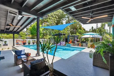 1520 60th Street S Gulfport FL 33707