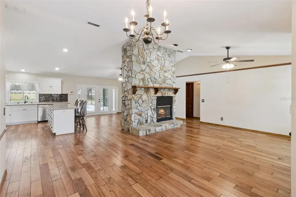 3905 Lemon Tree Court Lakeland FL 33813