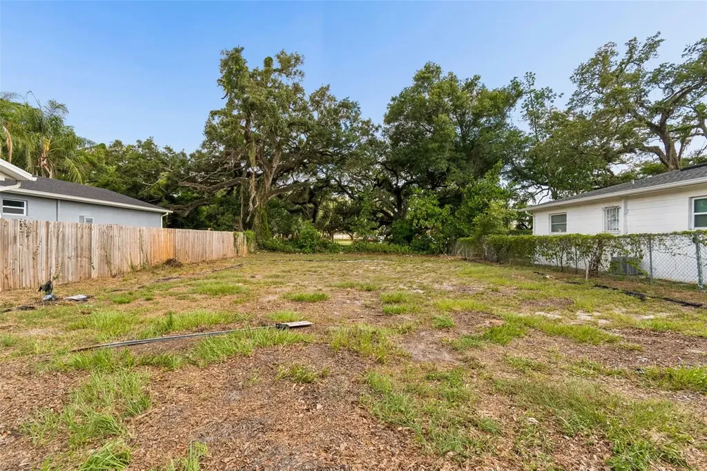 1207 E 24th Avenue Tampa FL 33605