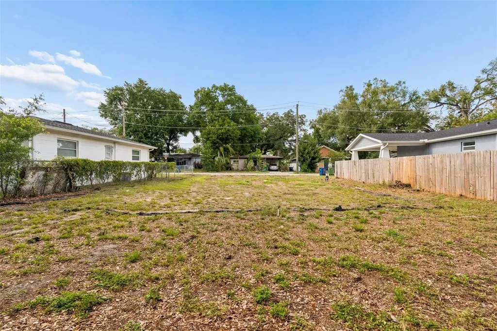 1207 E 24th Avenue Tampa FL 33605