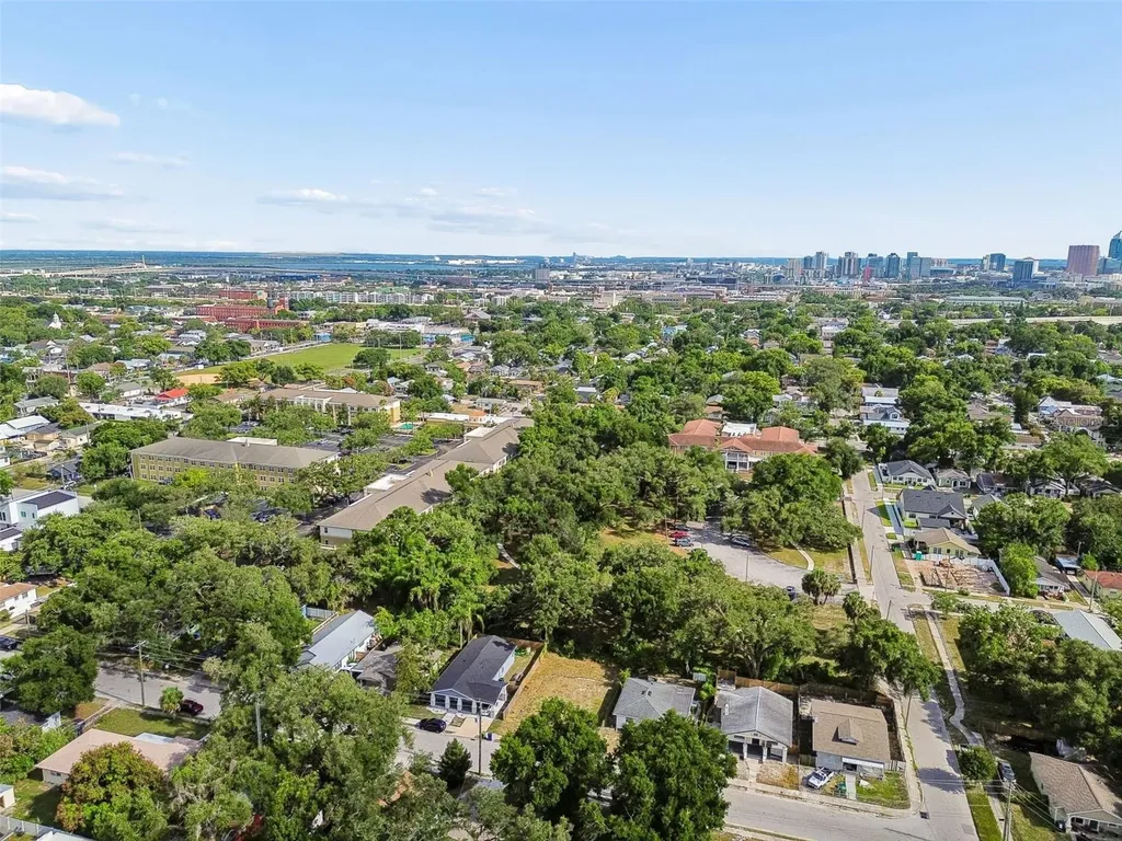 1207 E 24th Avenue Tampa FL 33605