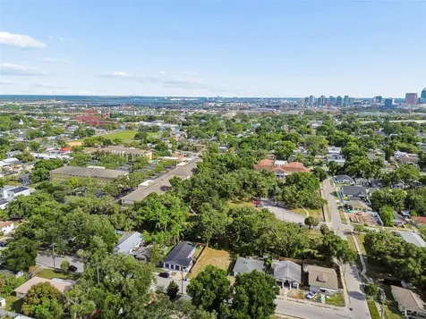 1207 E 24th Avenue Tampa FL 33605