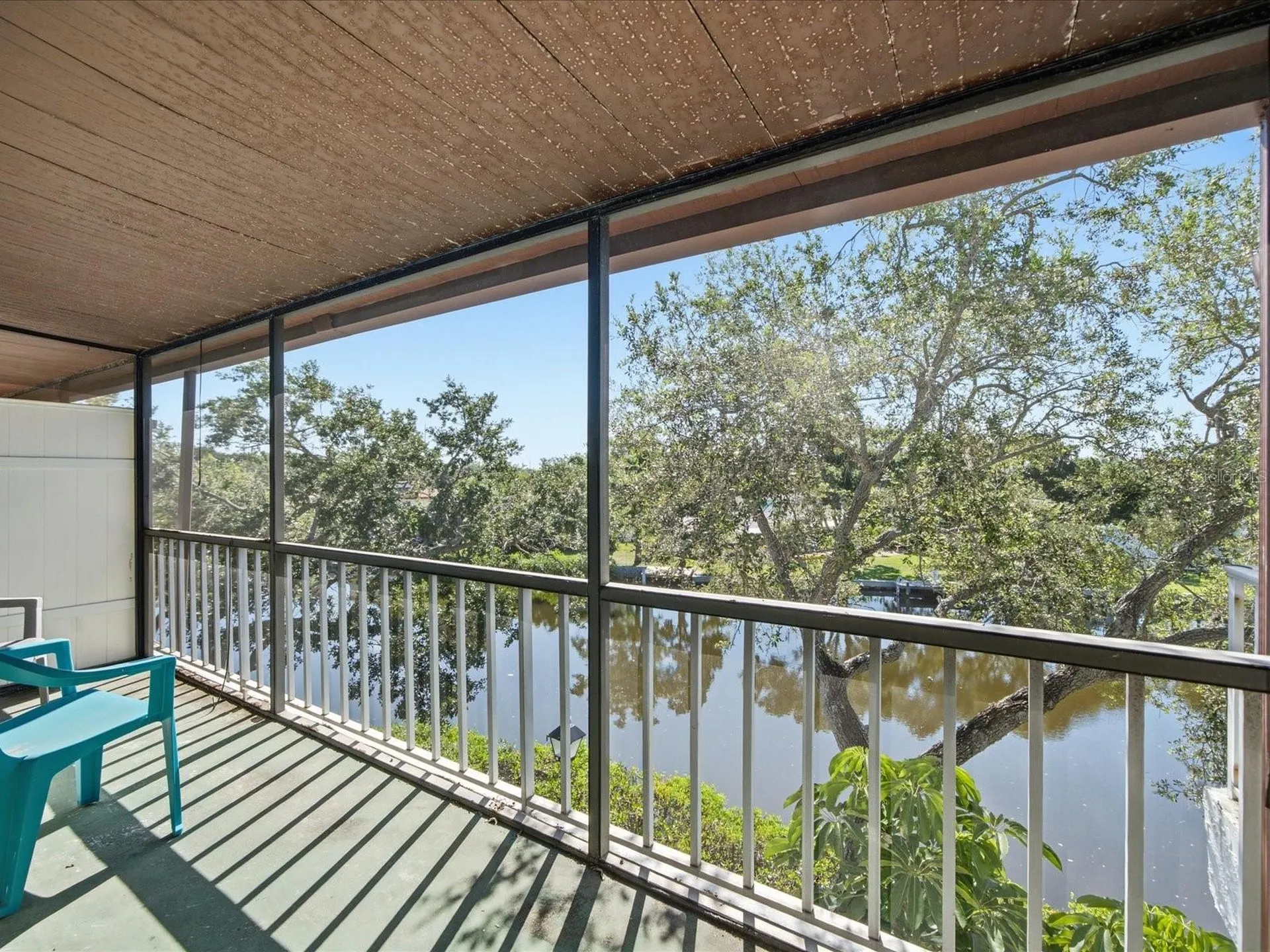 9009 Tudor Drive Tampa FL 33615