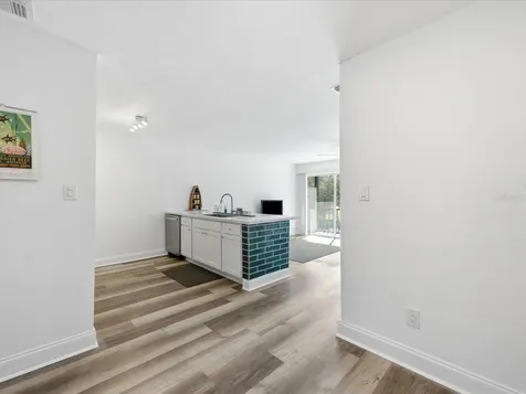 9009 Tudor Drive Tampa FL 33615