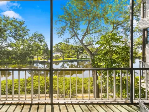9009 Tudor Drive Tampa FL 33615