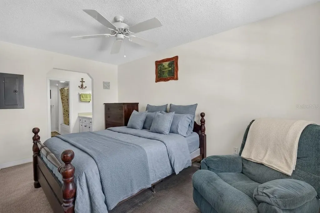 8693 Bardmoor Boulevard Largo FL 33777