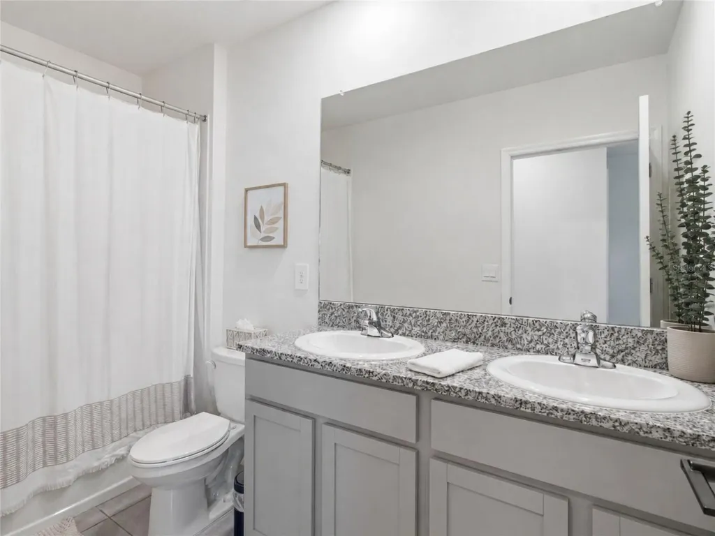 3262 Hilltop Circle Bradenton FL 34211