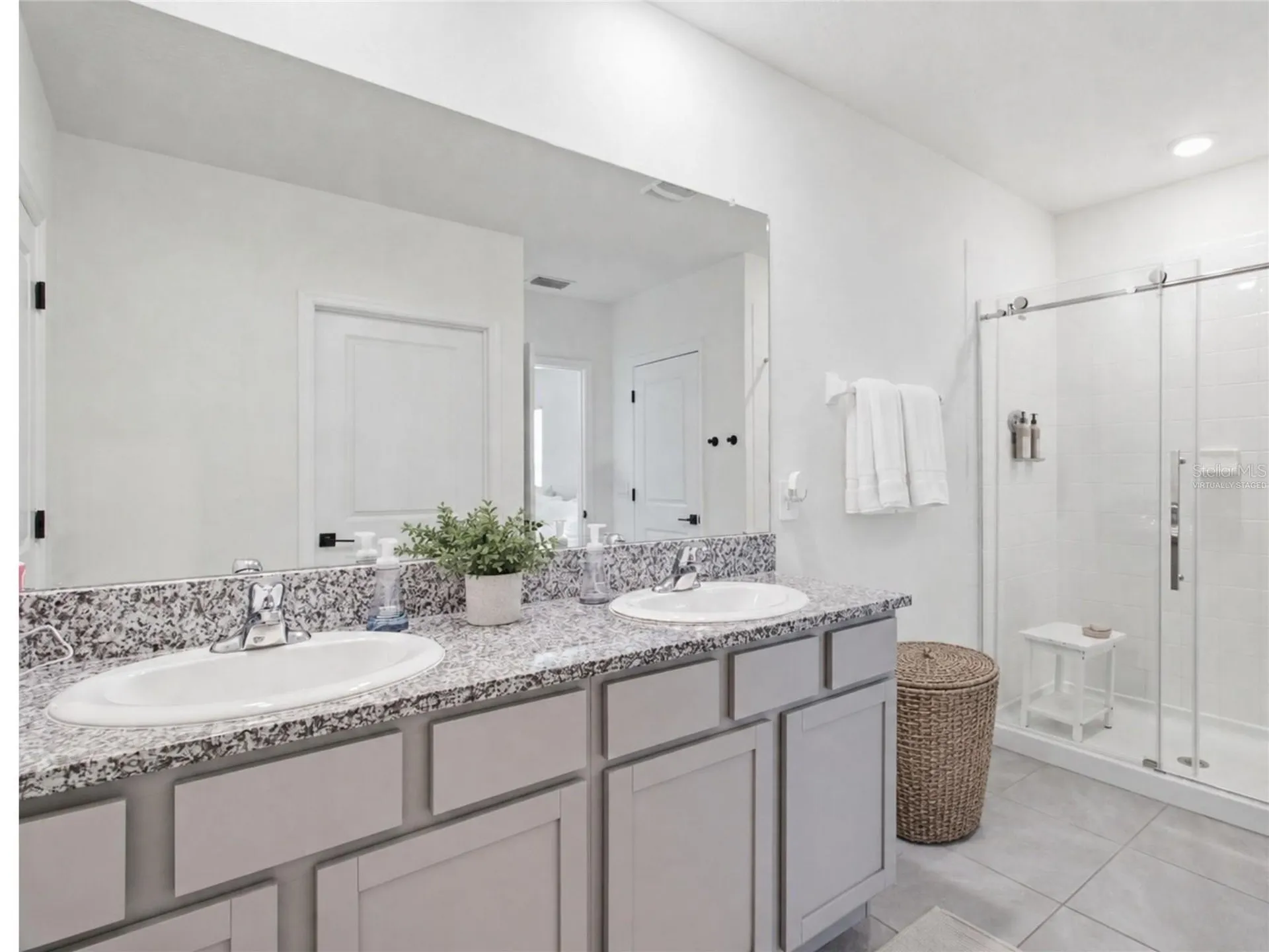 3262 Hilltop Circle Bradenton FL 34211