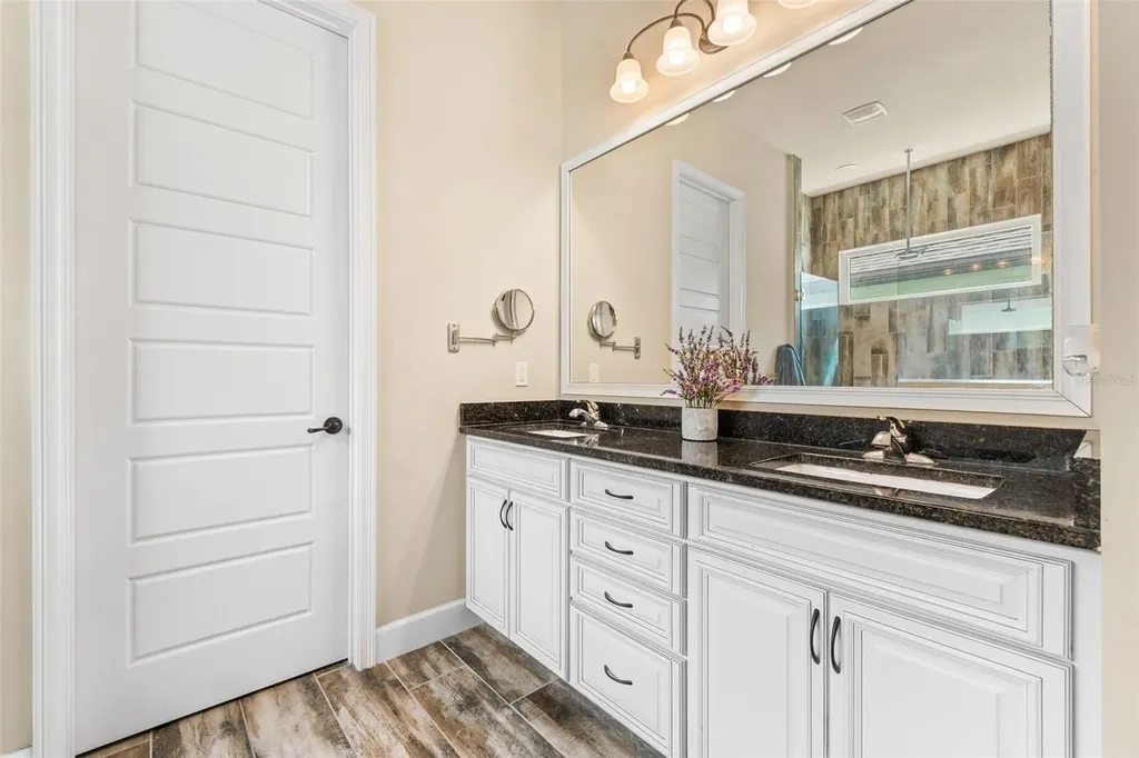 13688 NW 12th Place Newberry FL 32669