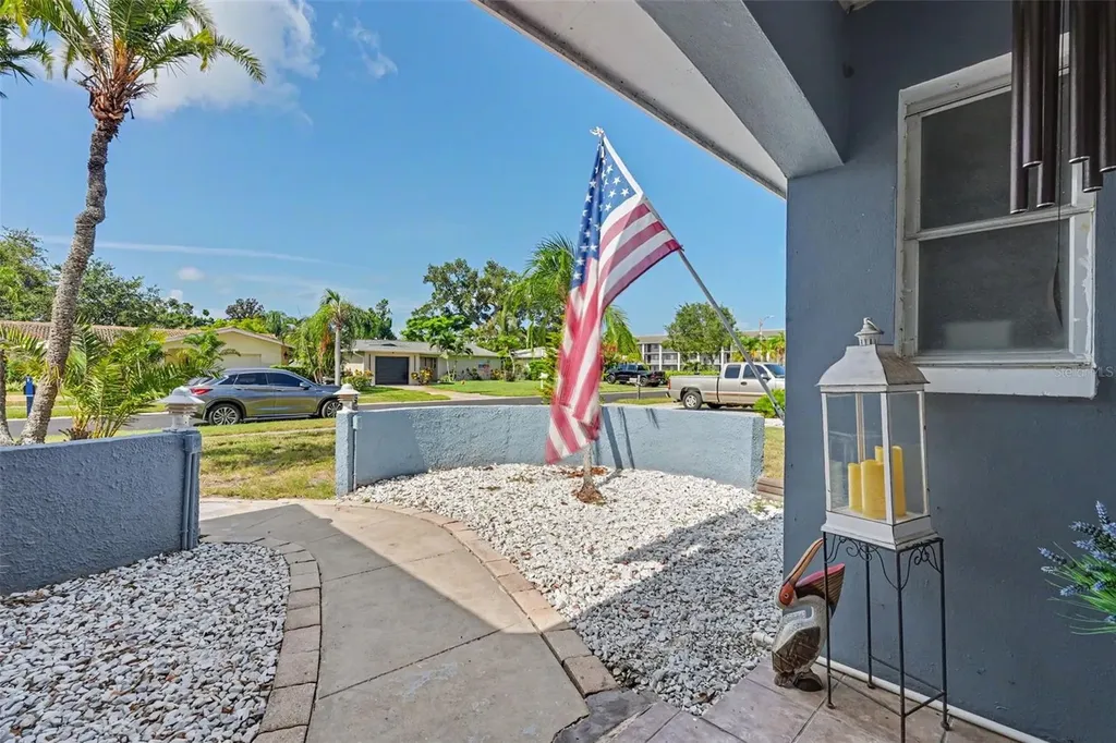 13651 Imperial Grove Drive N Largo FL 33774