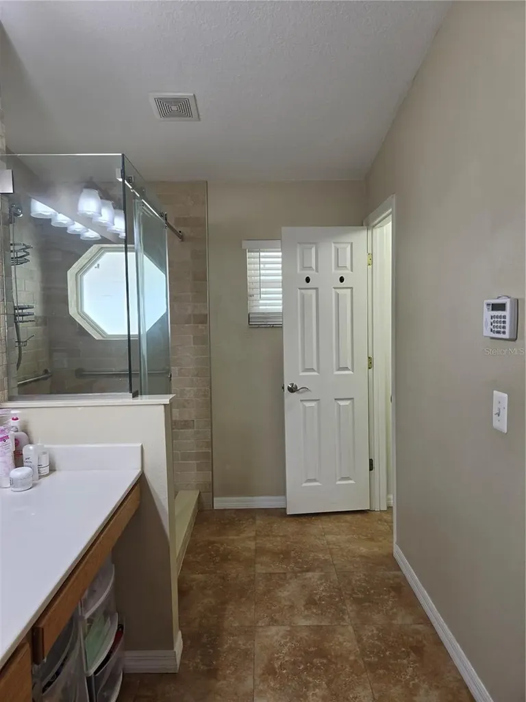 2215 Kingscrest Circle Apopka FL 32712