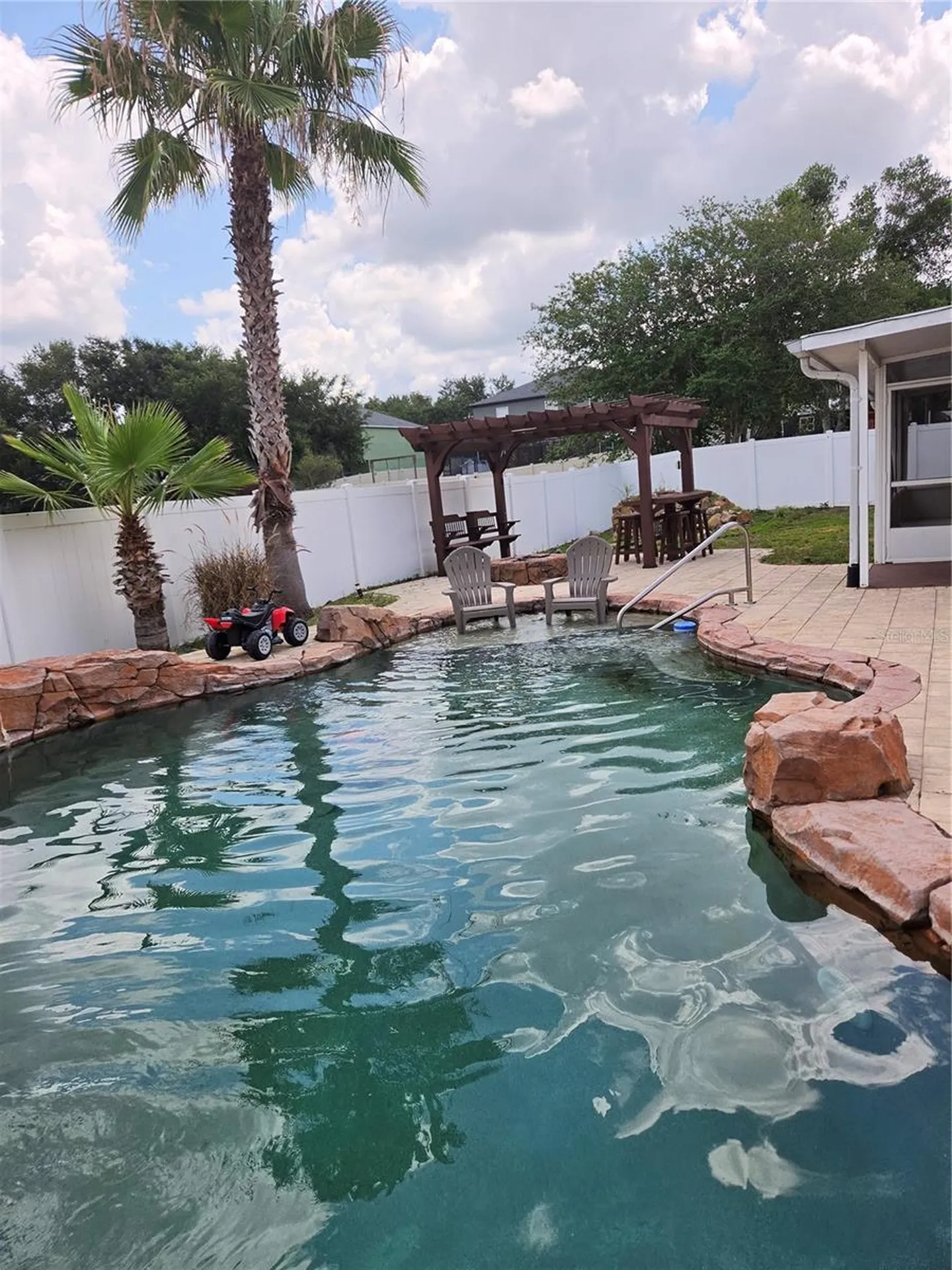 2215 Kingscrest Circle Apopka FL 32712