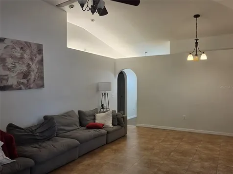 2215 Kingscrest Circle Apopka FL 32712