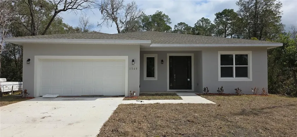 1569 9th Avenue Deland FL 32724
