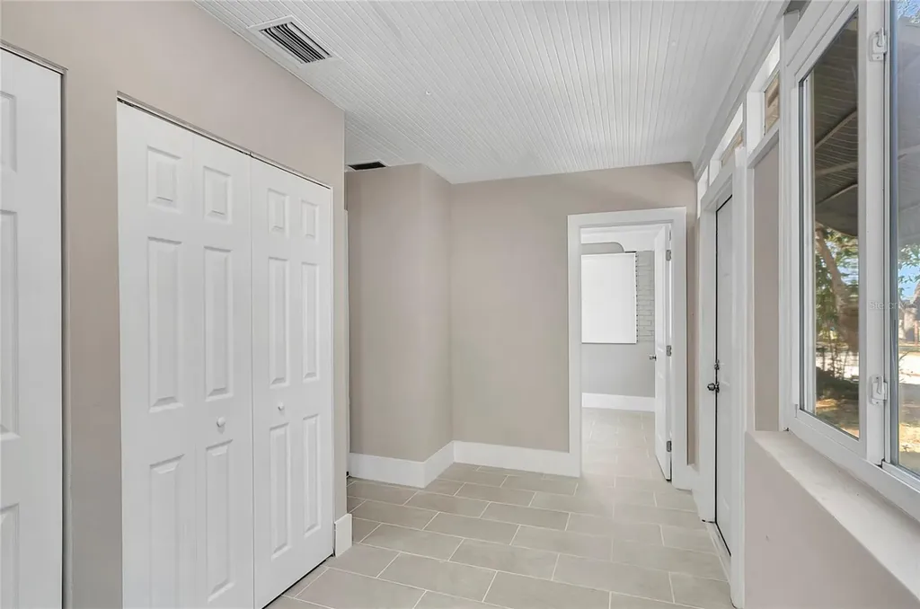 703 16th Avenue NW Largo FL 33770