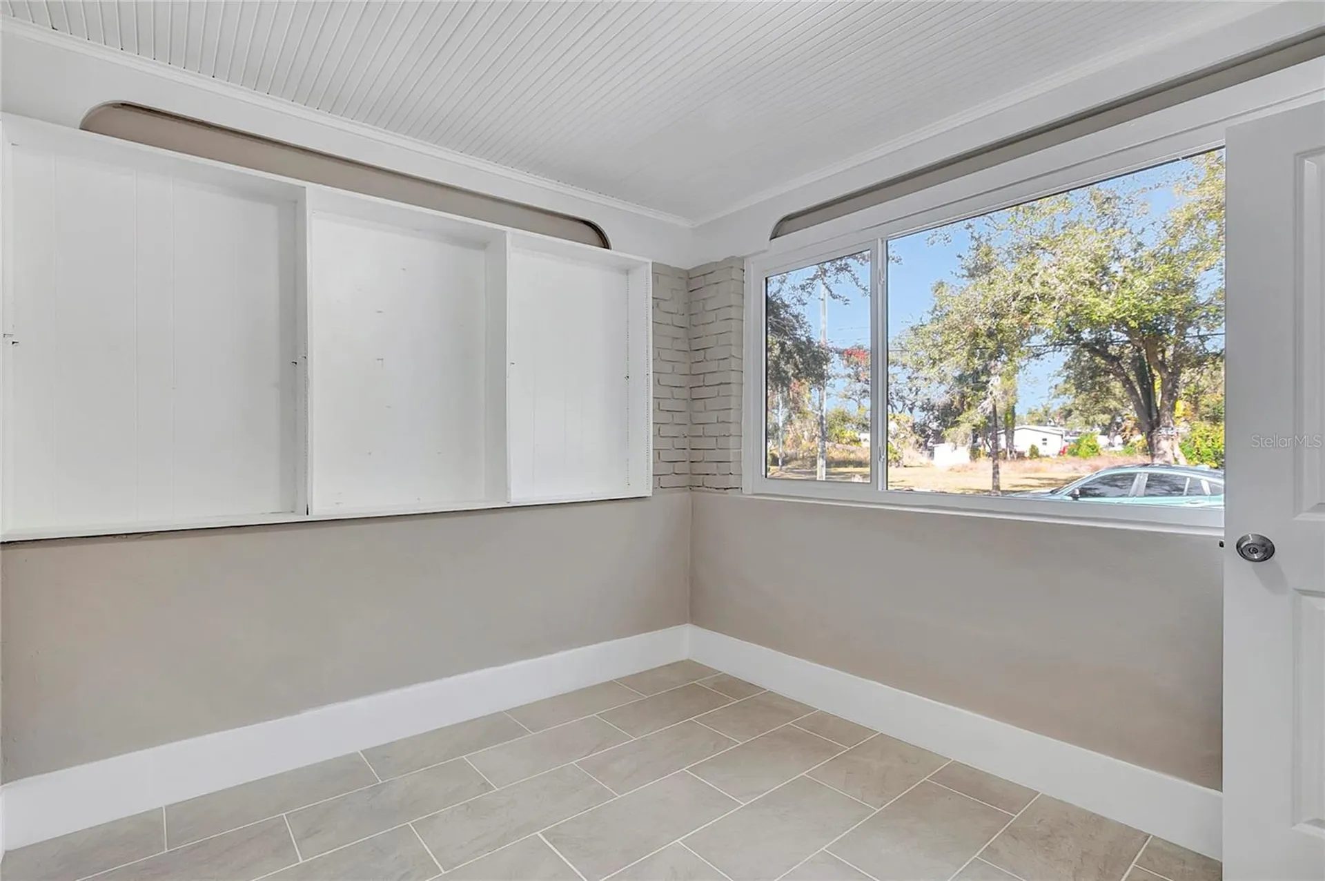 703 16th Avenue NW Largo FL 33770