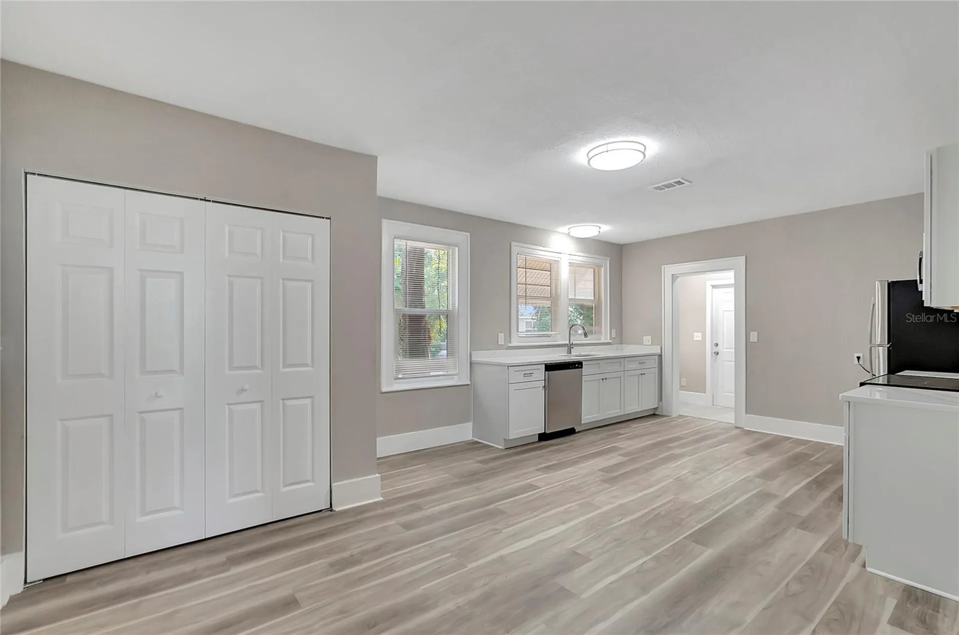 703 16th Avenue NW Largo FL 33770