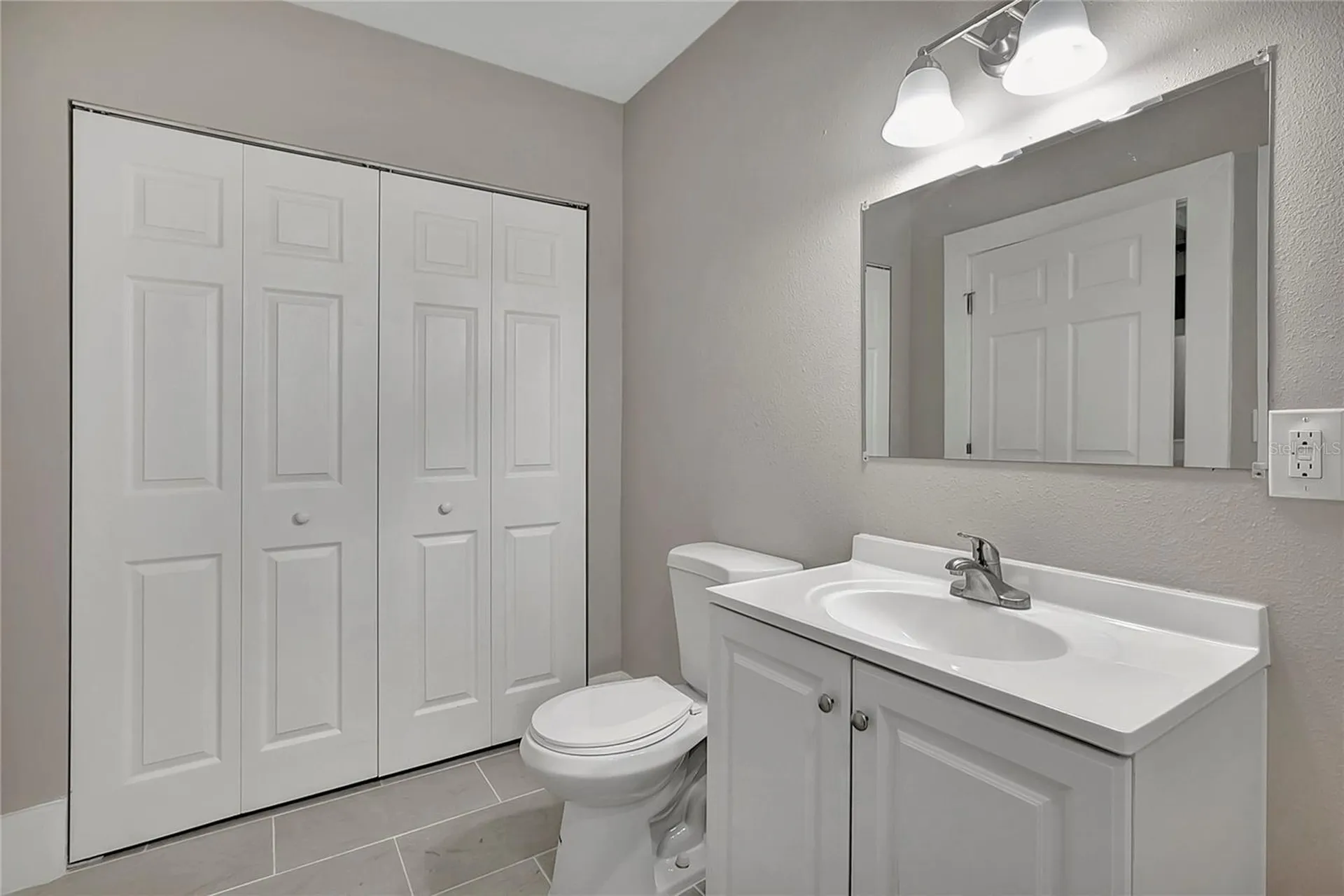 703 16th Avenue NW Largo FL 33770
