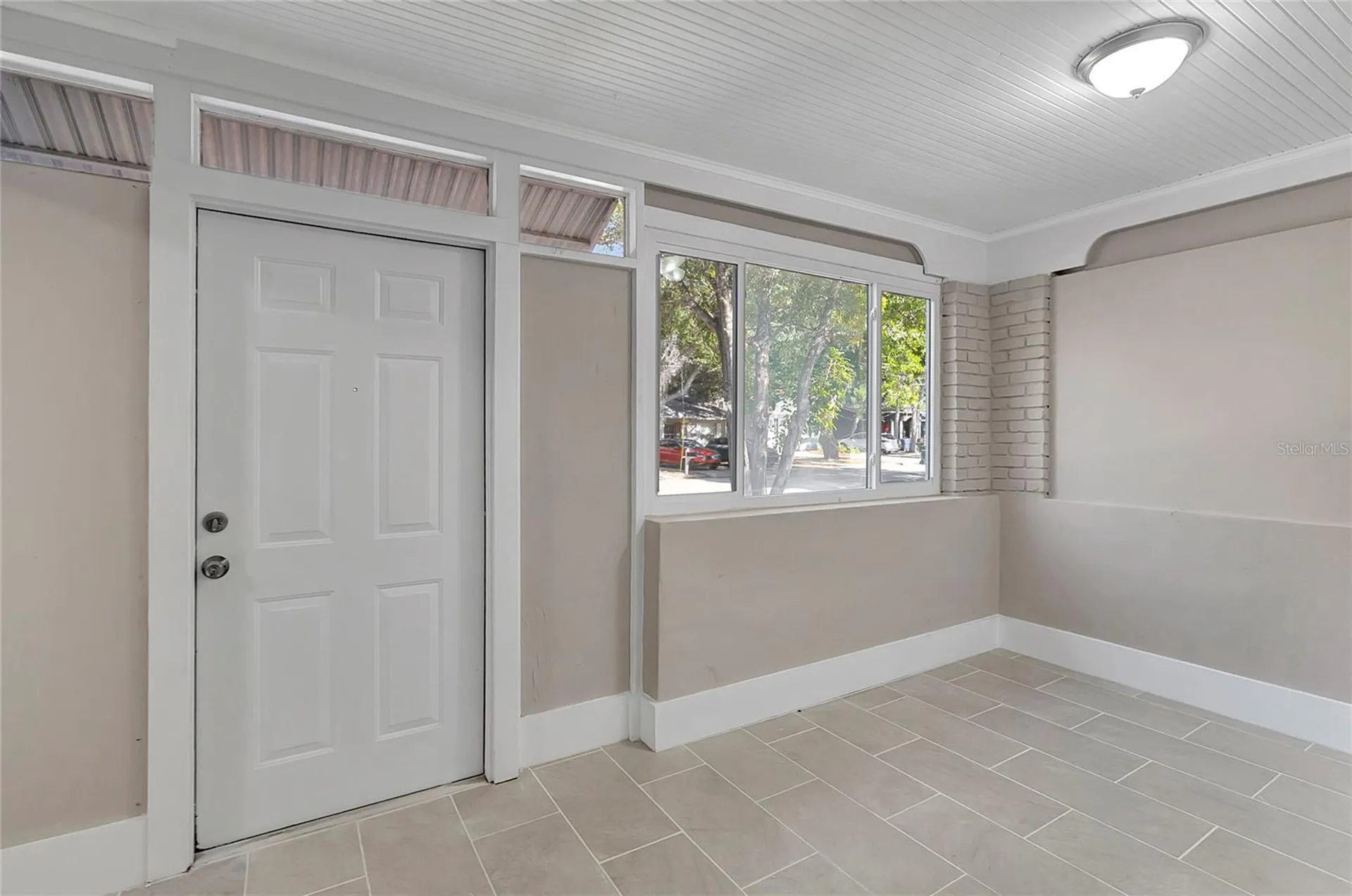 703 16th Avenue NW Largo FL 33770