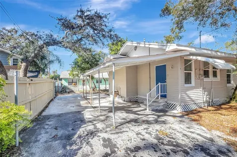 703 16th Avenue NW Largo FL 33770