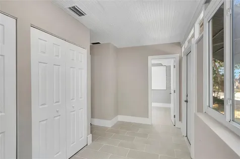 703 16th Avenue NW Largo FL 33770