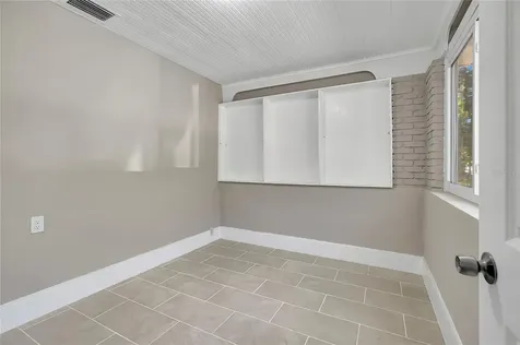 703 16th Avenue NW Largo FL 33770