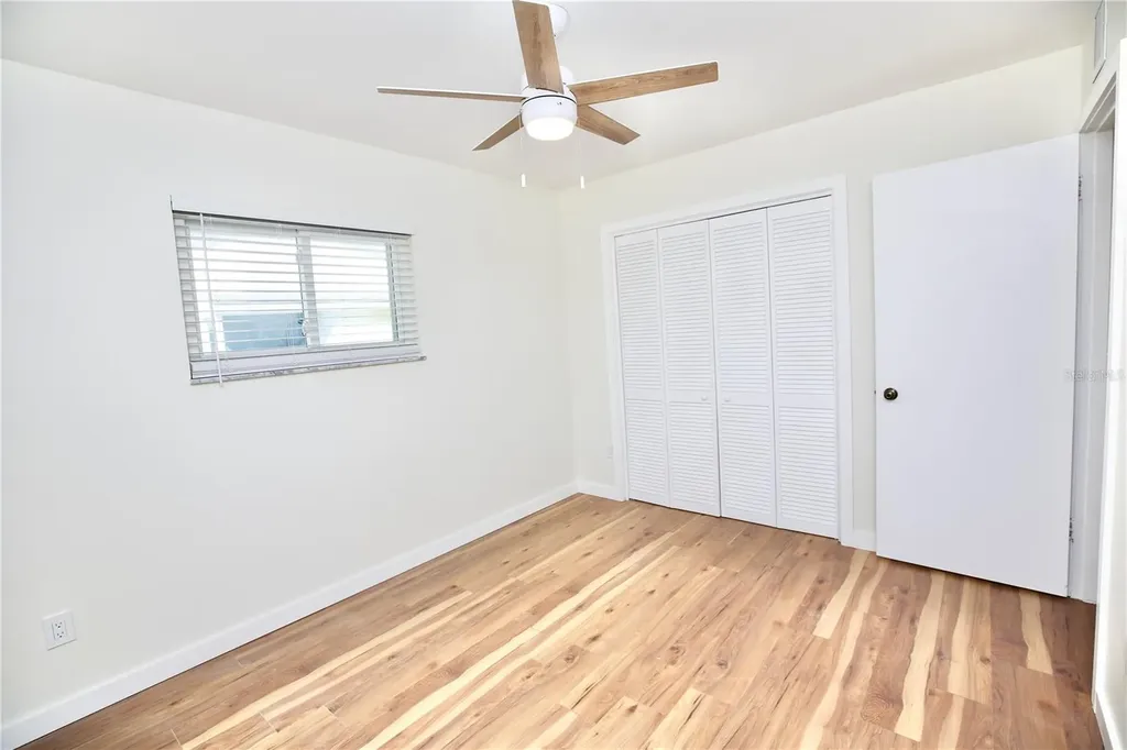 827 La Jolla Avenue Sun City Center FL 33573