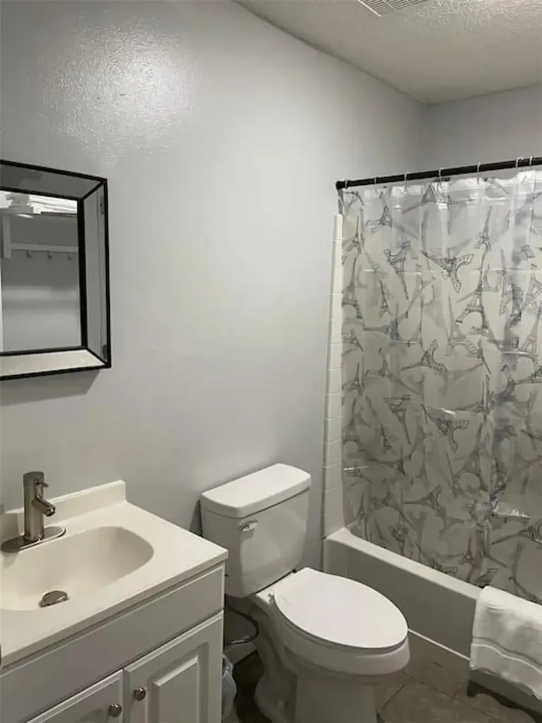 23084 NW 184 Road High Springs FL 32643