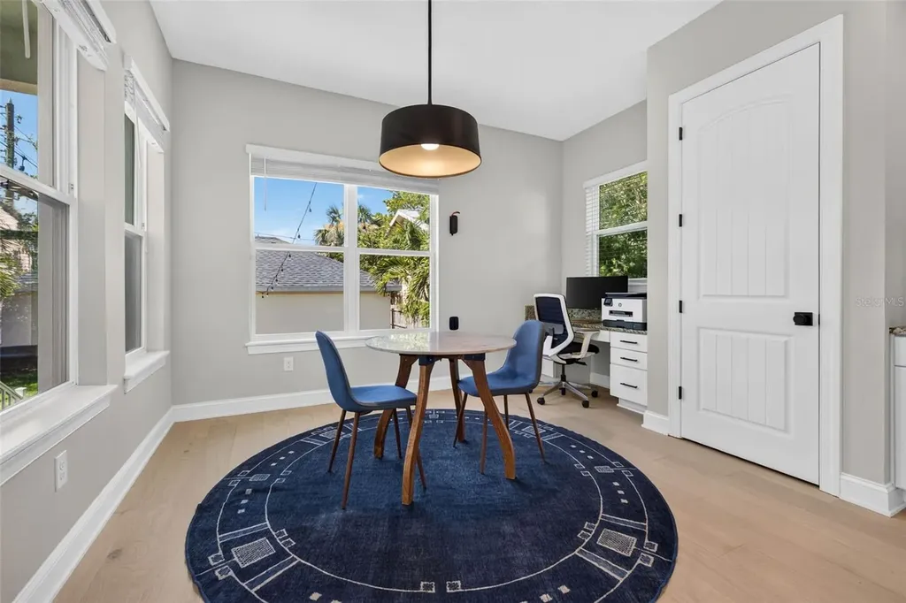 293 18th Avenue S St Petersburg FL 33705