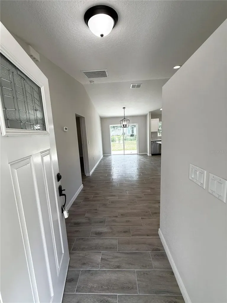 5687 NW 57th Street Ocala FL 34482
