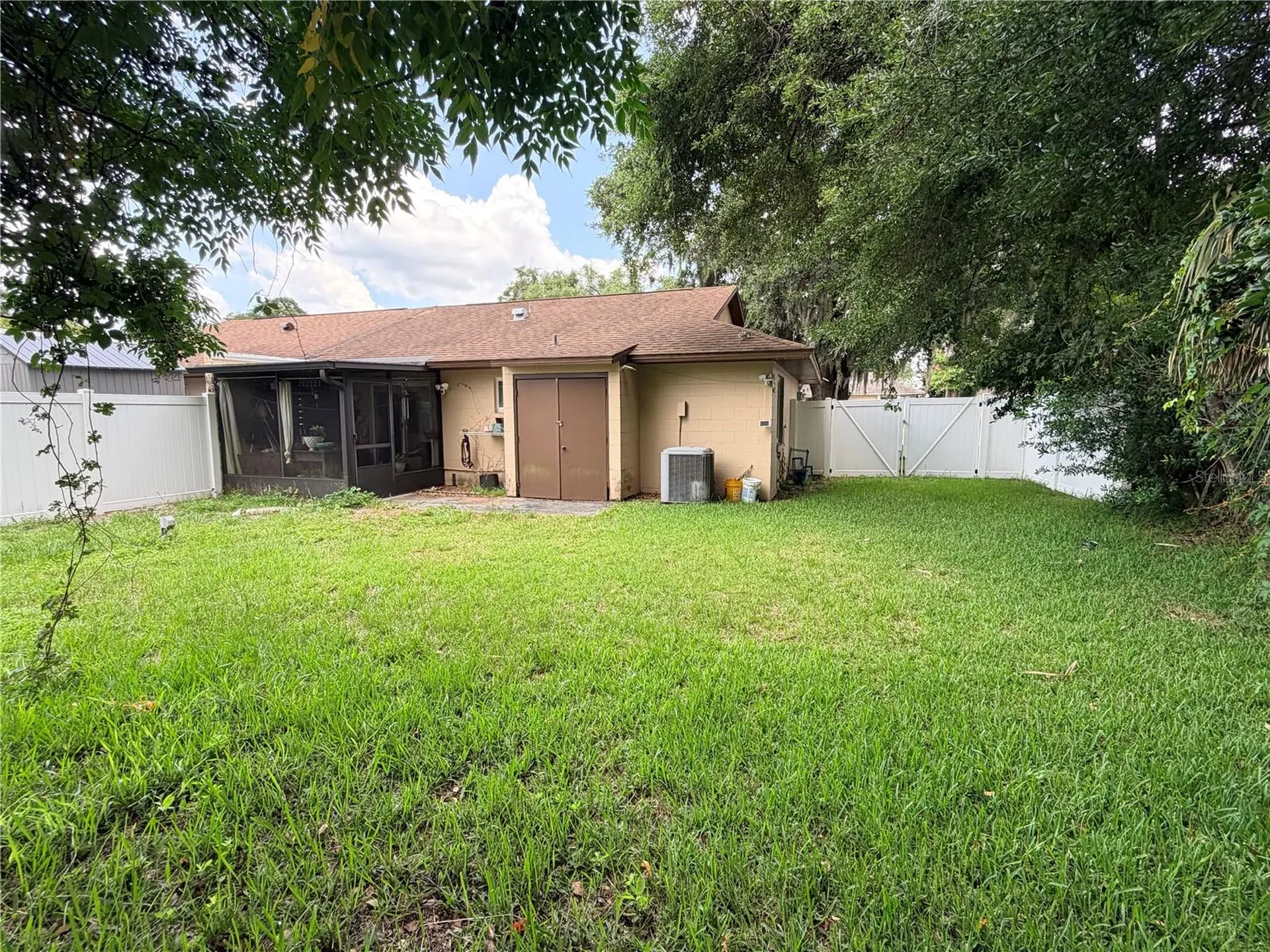 12327 Coral Reef Drive Orlando FL 32826