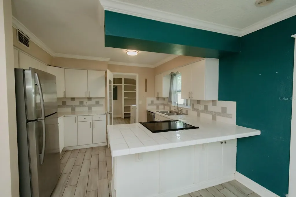 2040 Woodbriar Loop S Lakeland FL 33813