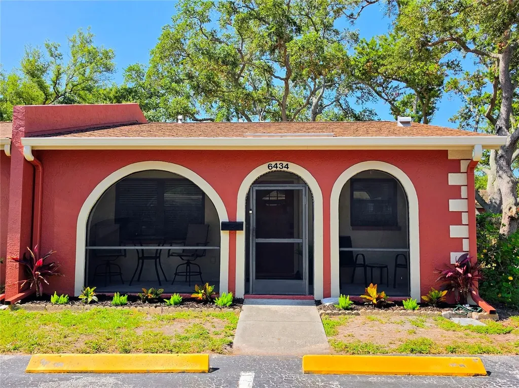 6434 71st Street N Pinellas Park FL 33781