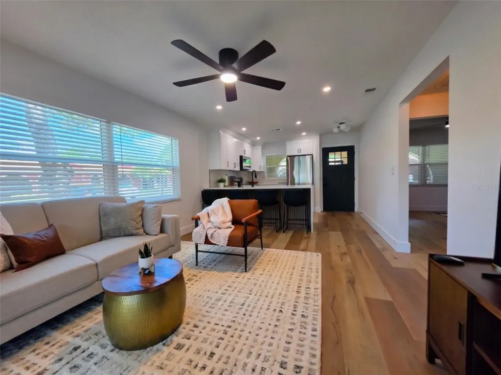 6434 71st Street N Pinellas Park FL 33781