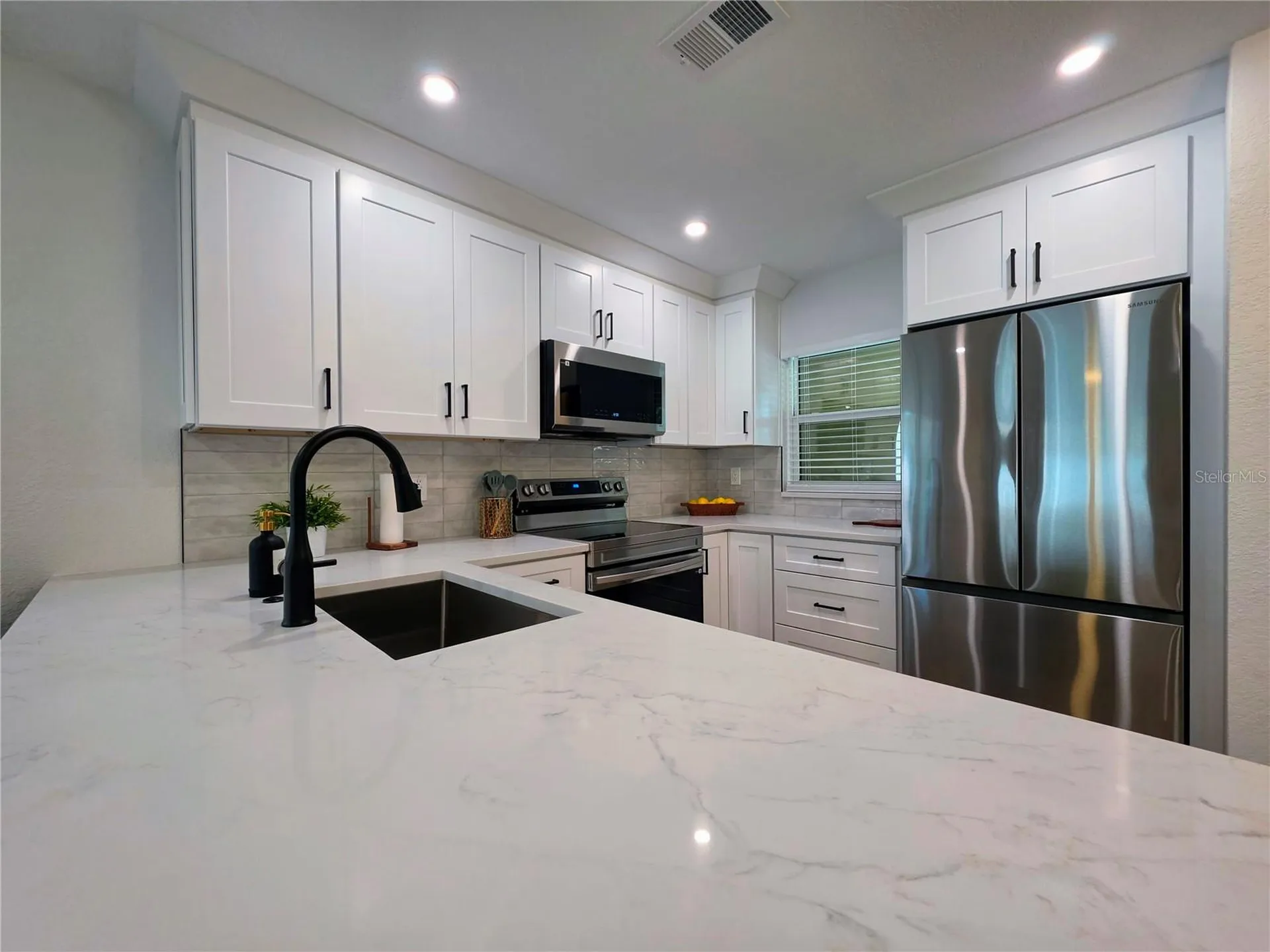 6434 71st Street N Pinellas Park FL 33781