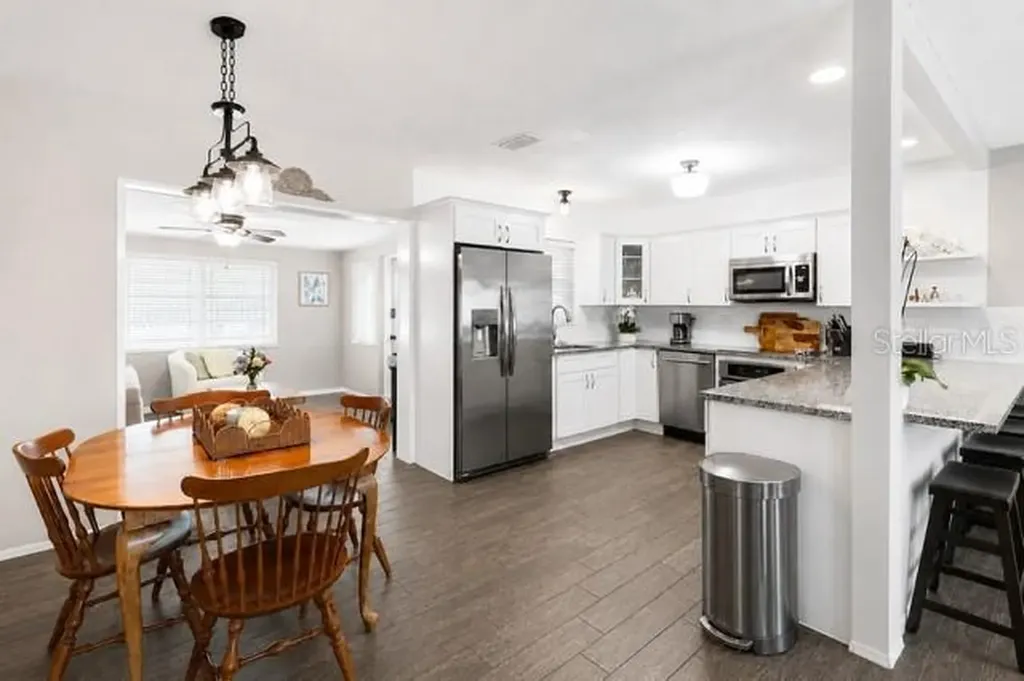 782 42nd Avenue NE St Petersburg FL 33703