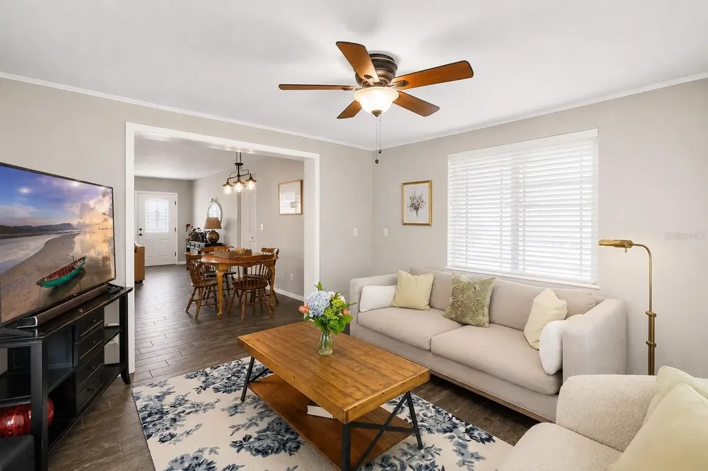 782 42nd Avenue NE St Petersburg FL 33703