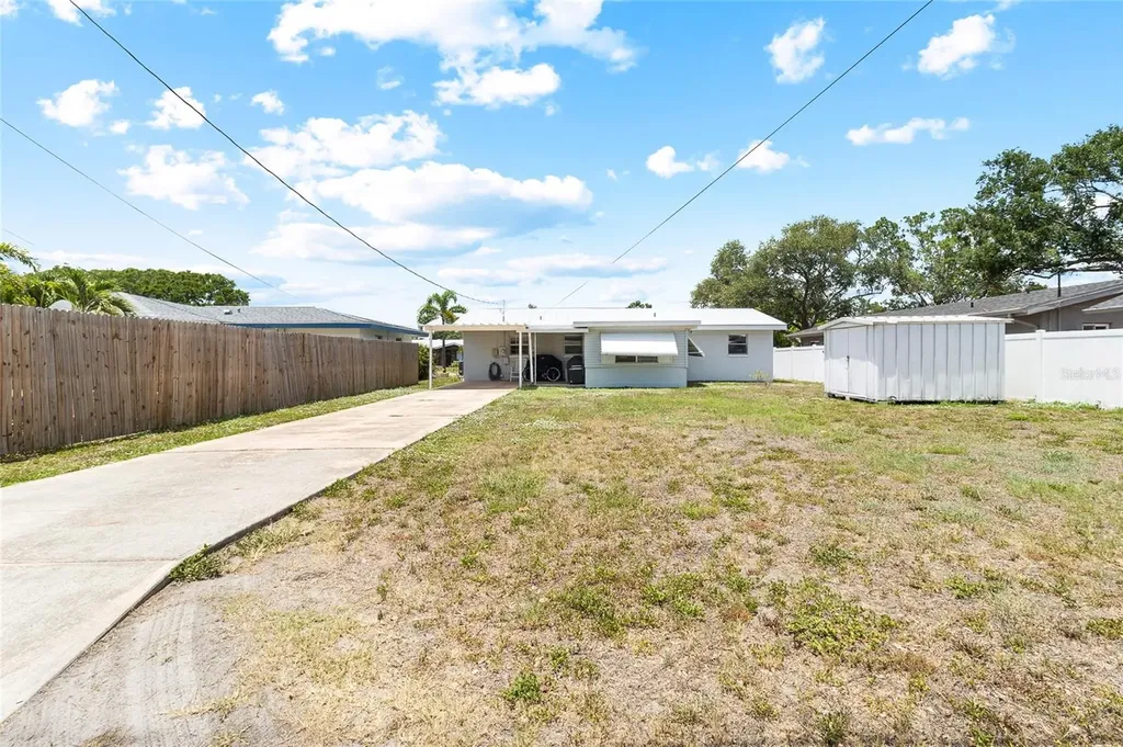 782 42nd Avenue NE St Petersburg FL 33703
