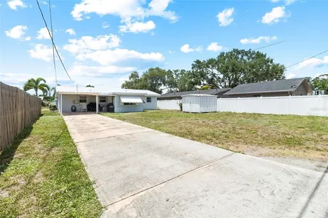 782 42nd Avenue NE St Petersburg FL 33703