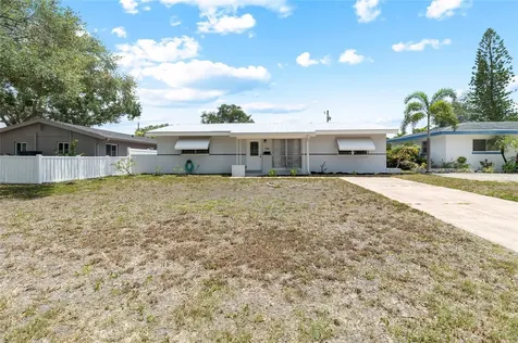 782 42nd Avenue NE St Petersburg FL 33703