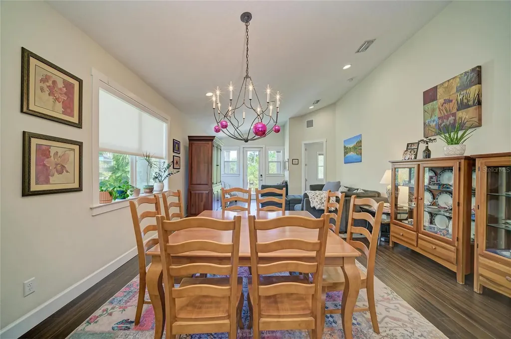 632 Virginia Drive Bradenton FL 34205
