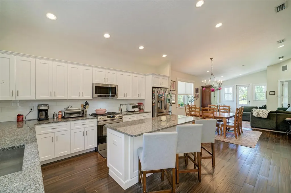 632 Virginia Drive Bradenton FL 34205