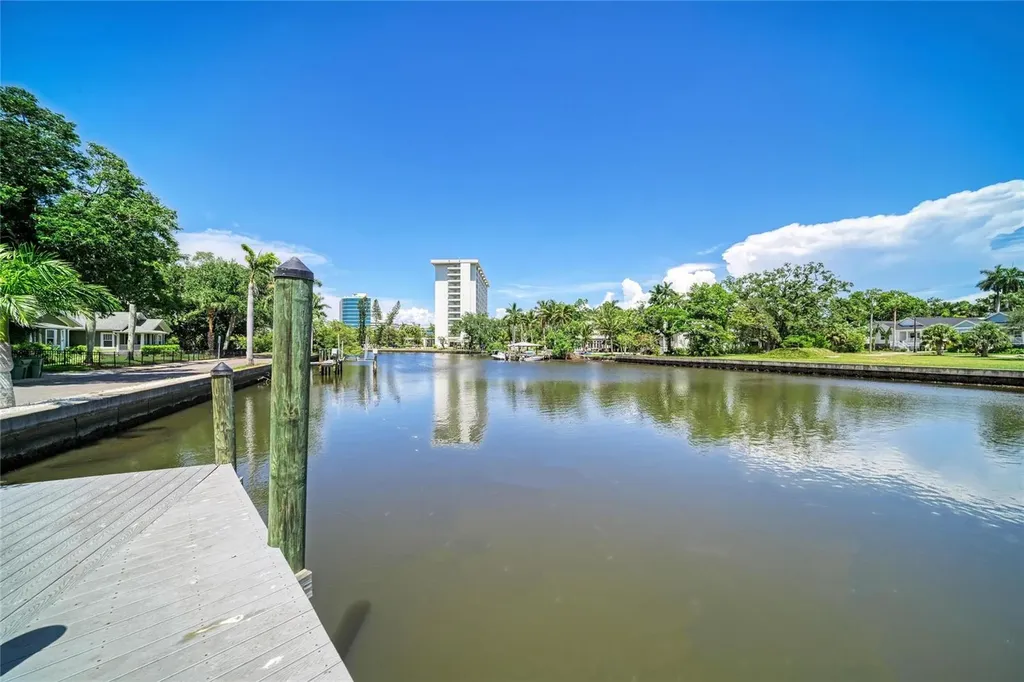 632 Virginia Drive Bradenton FL 34205