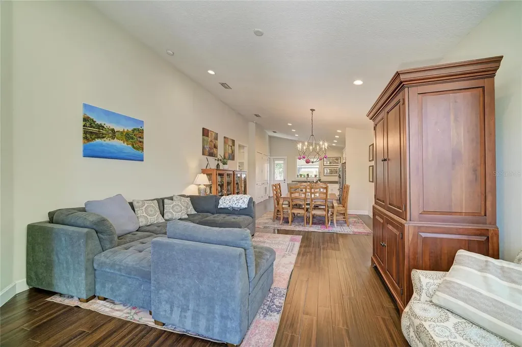 632 Virginia Drive Bradenton FL 34205