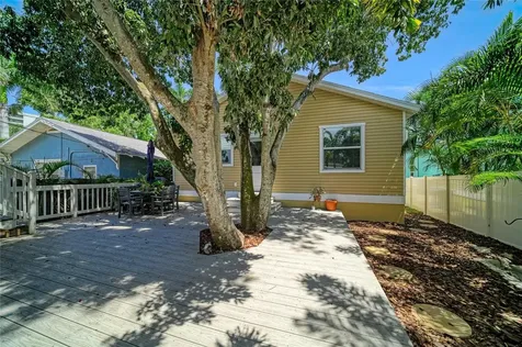 632 Virginia Drive Bradenton FL 34205