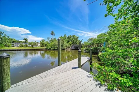 632 Virginia Drive Bradenton FL 34205