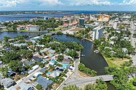632 Virginia Drive Bradenton FL 34205
