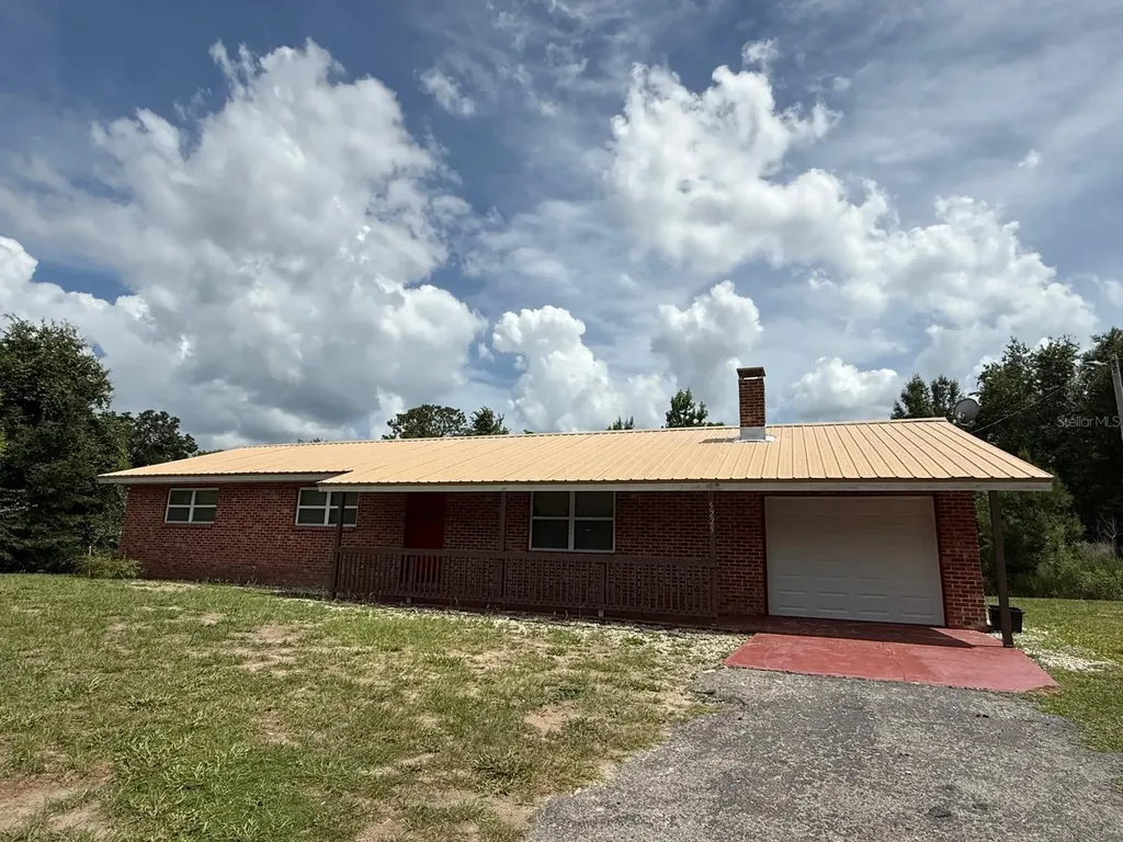 5229 NE 56th Street High Springs FL 32643