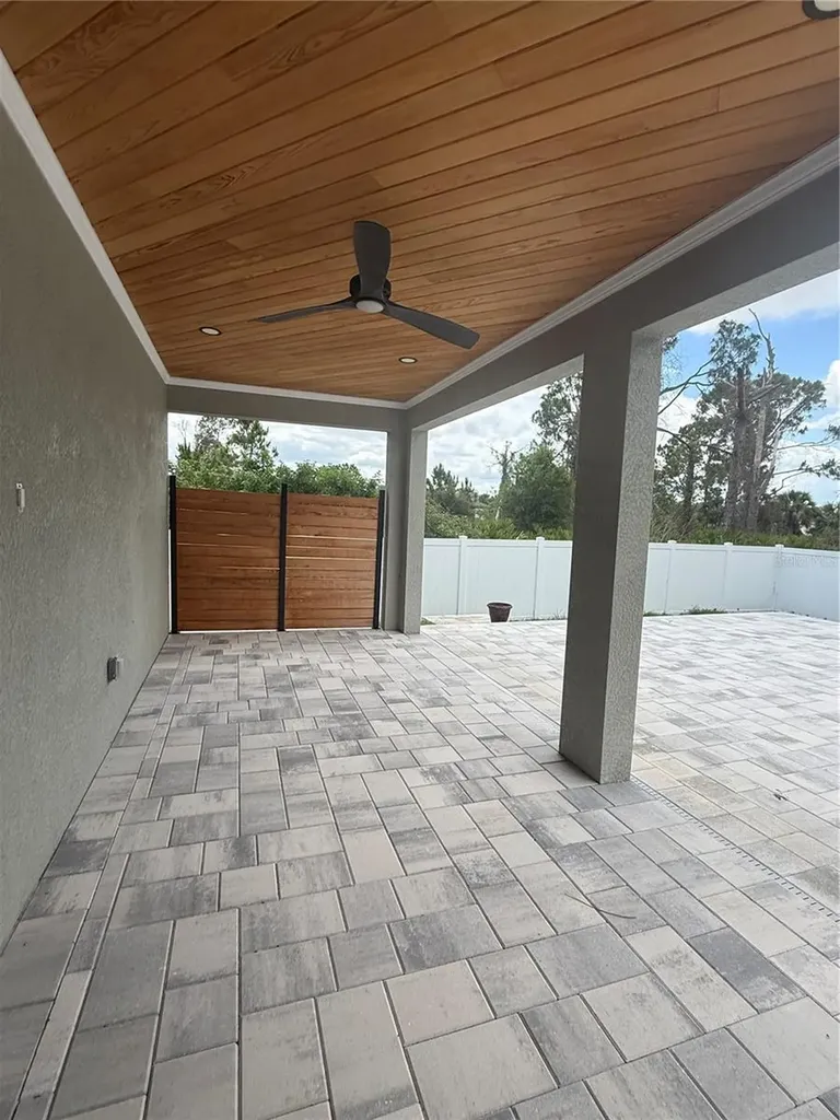 1871 Braddock Avenue North Port FL 34288